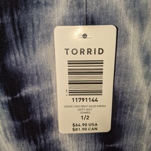 Torrid Kimono size 1/2
